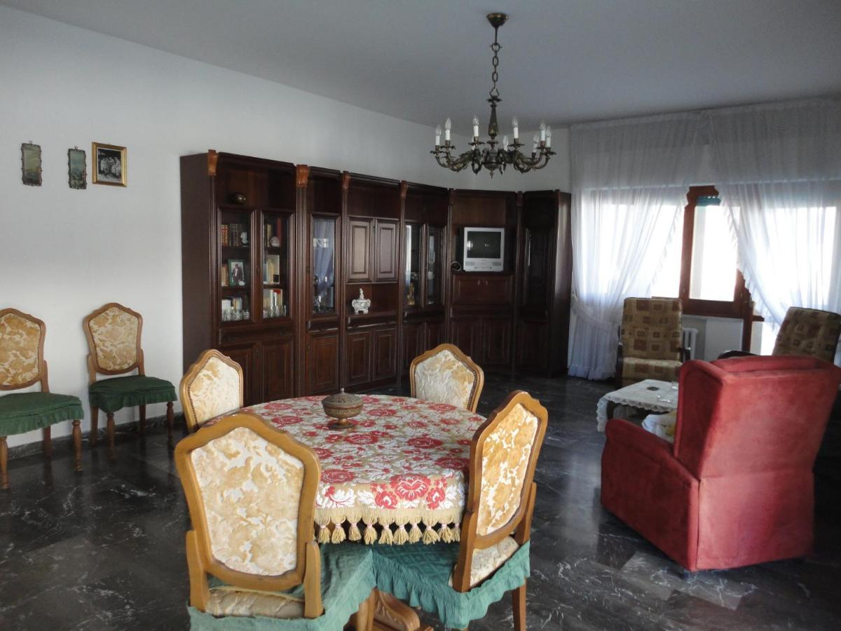 Marinella Seaside Apartment بيتسو المظهر الخارجي الصورة